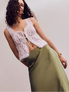 Reformation Rosalie linen tie-front top in a white Alyssa floral print size 6
